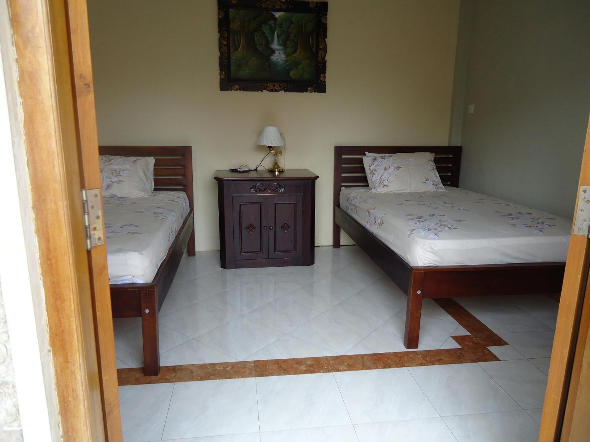 The Reinhold Guesthouse Bali 캐로보칸 외부 사진