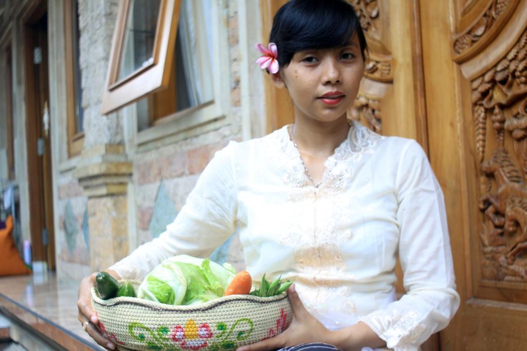 The Reinhold Guesthouse Bali 캐로보칸 객실 사진